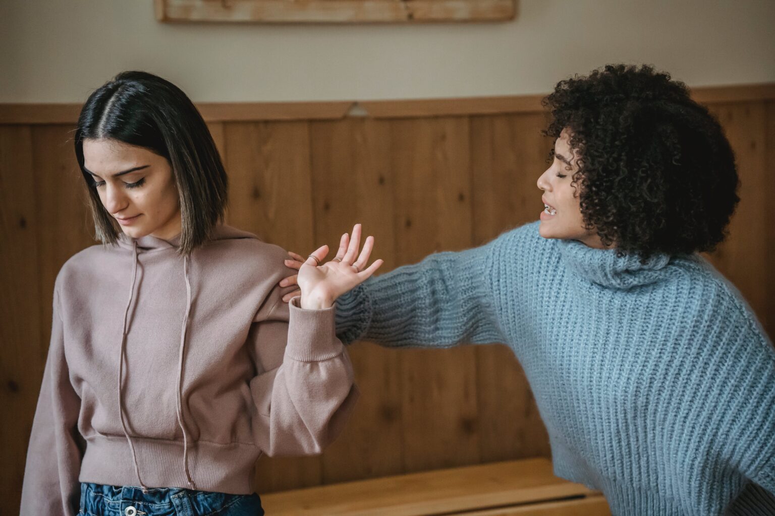 婆婆返家目睹大改造,震驚不已:斥媳婦未協商擅自翻新